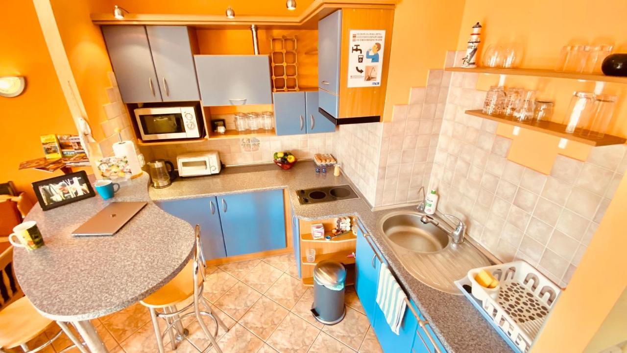 Sonnige Maisonette-Wohnung Mit Blick Auf Die Bucht Dziwnów Exterior foto